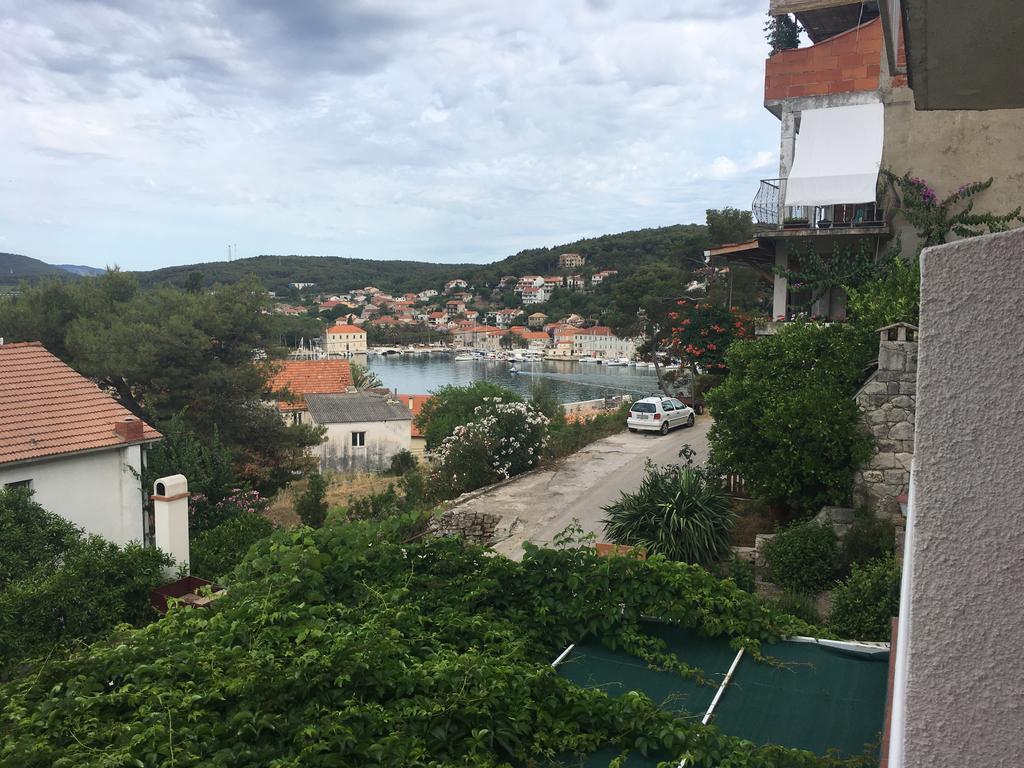 Villa Volga Jelsa  Luaran gambar