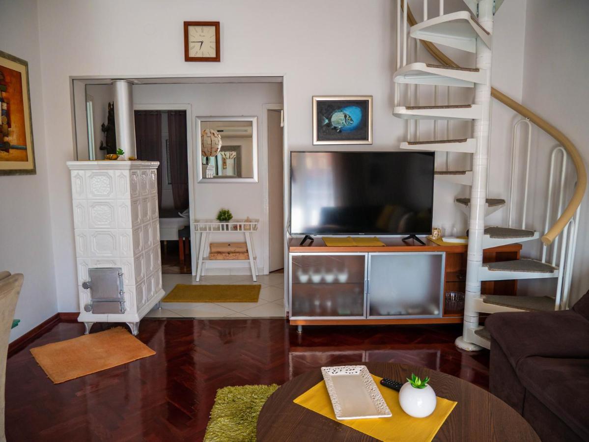Villa Volga Jelsa  Luaran gambar
